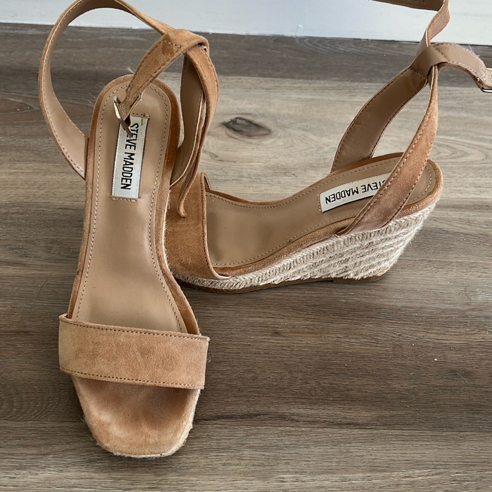 Steve Madden espadrille wedges size 6